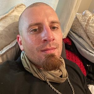 Meet your Posher, Bradley